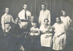 станица Каневская(Краснодарский край)- семья Каневских-1925г.