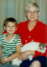 Витька с бабушкой и котом Шуриком
